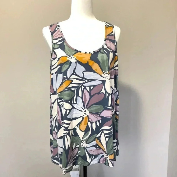 Nicole Miller Floral Tank Top - Picture 1 of 10